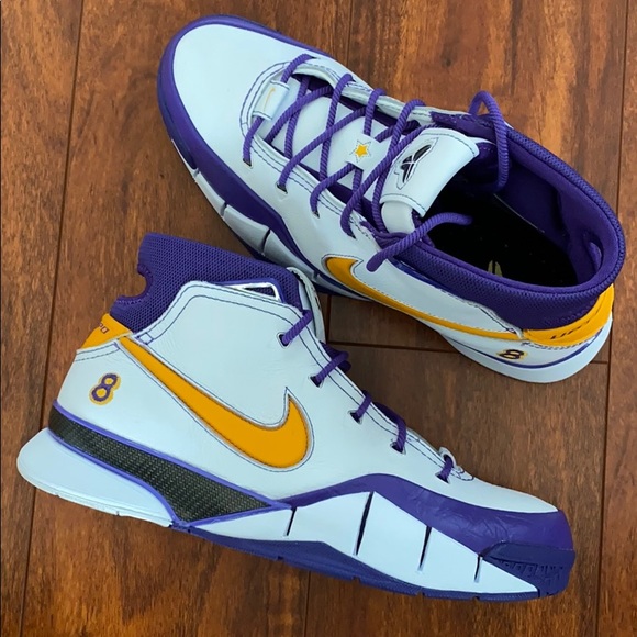 kobe 1 protro sizing